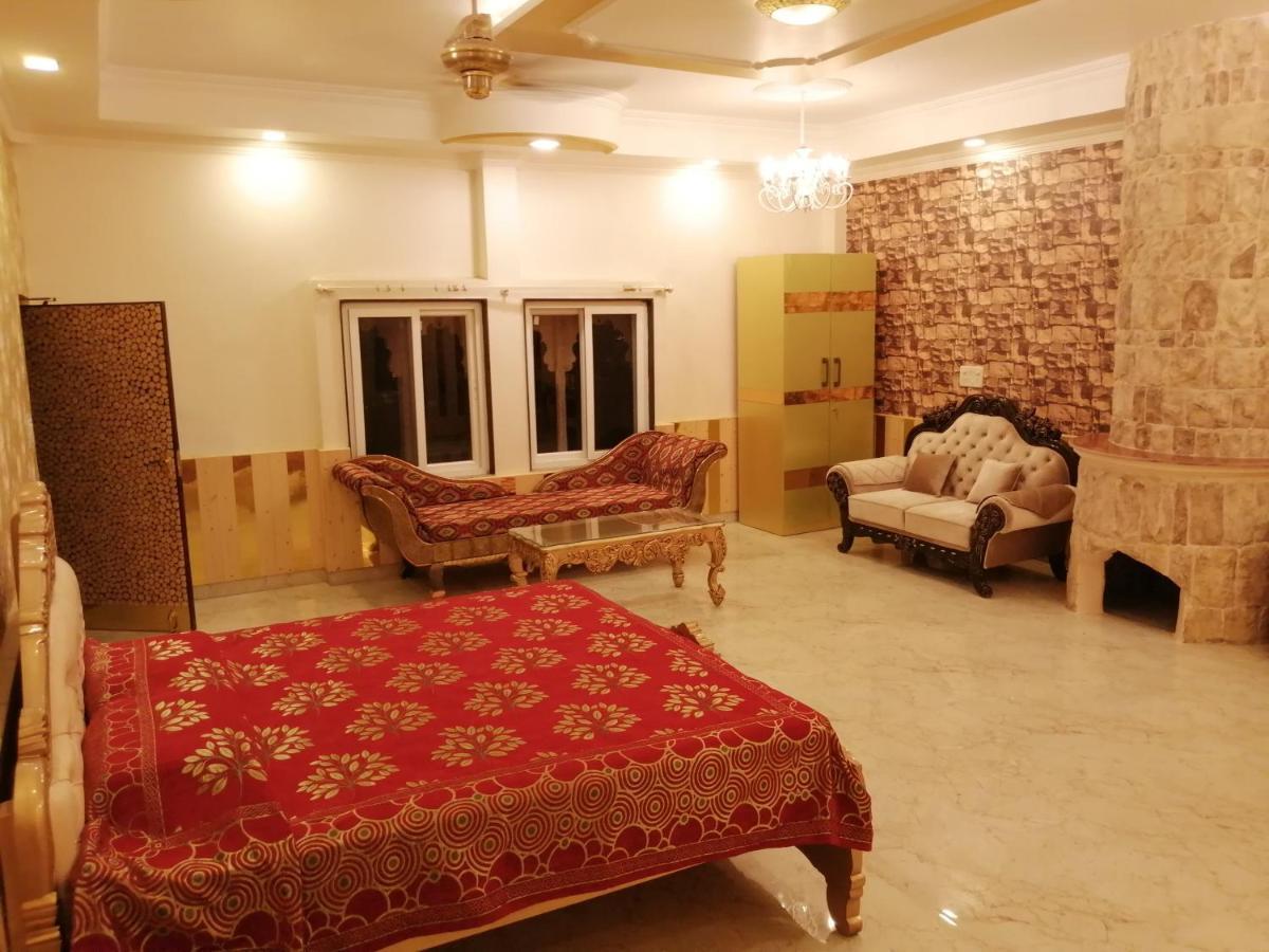 Mann The Palm Retreat Hotel Лакнау Екстериор снимка